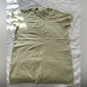 Lululemon swiftly tech shirt sleeve tee